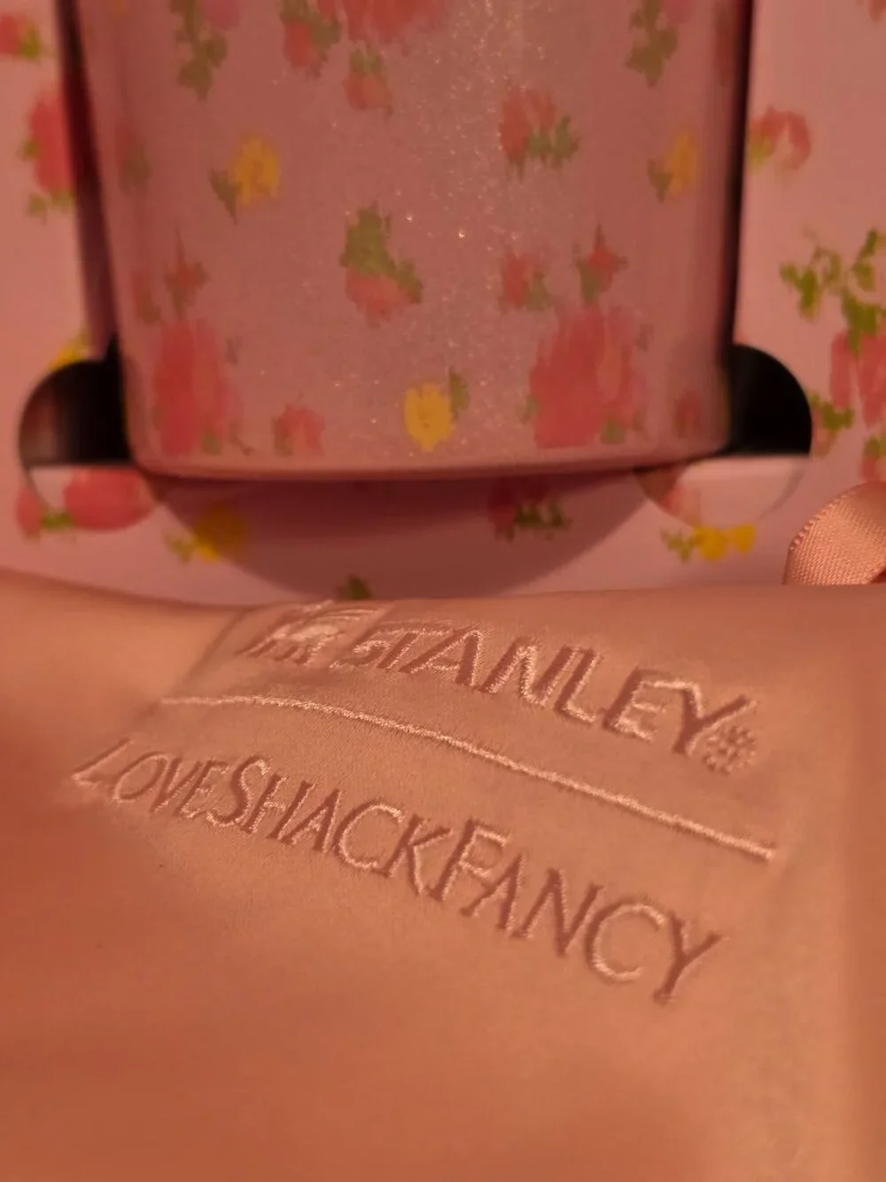 Stanley x LoveShackFancy Quencher H2.0 20oz Ibiza Sunset Unused - Picture 2 of 6